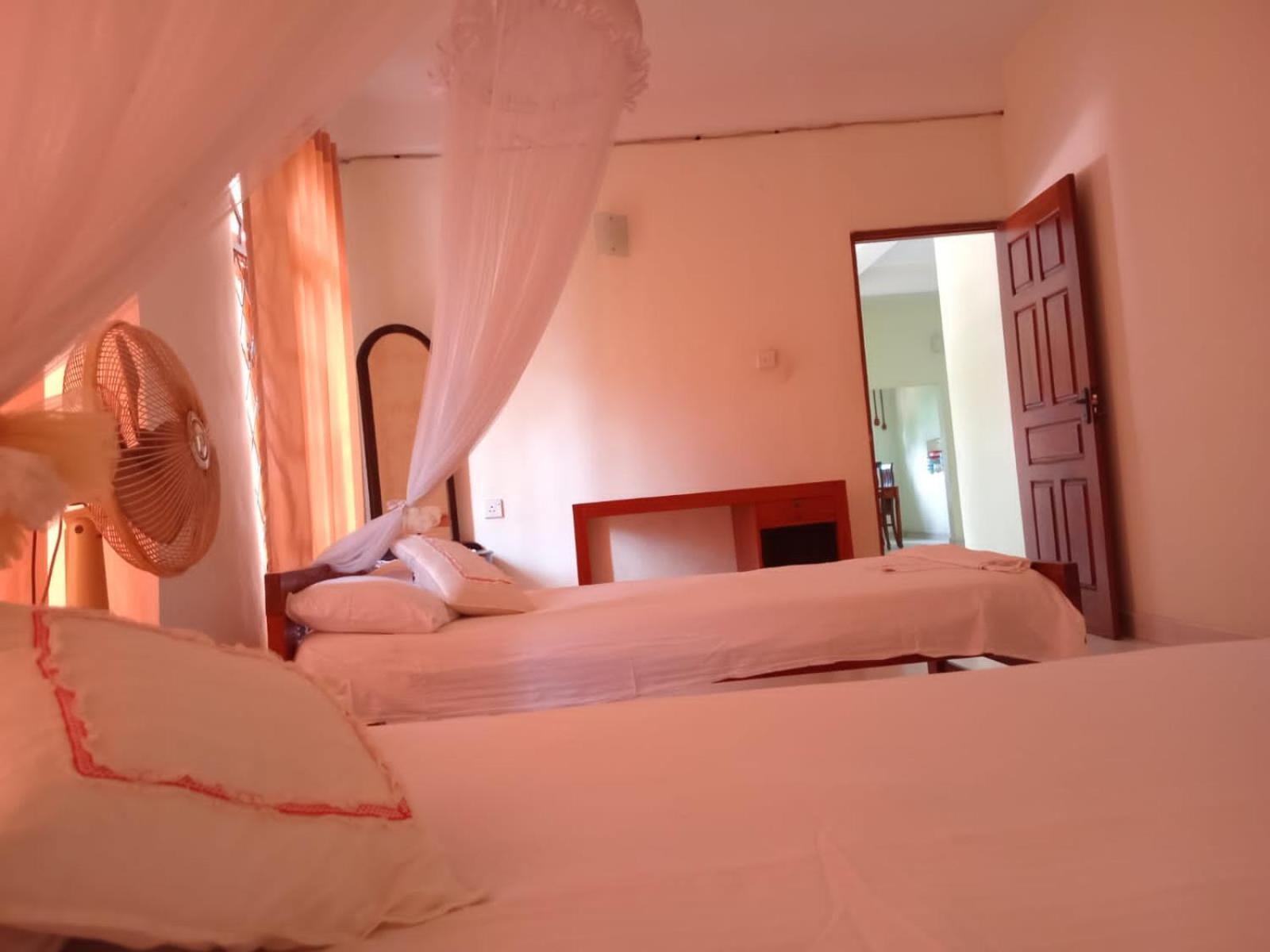 Ajanthas' Homestay แคนดี้ ภายนอก รูปภาพ
